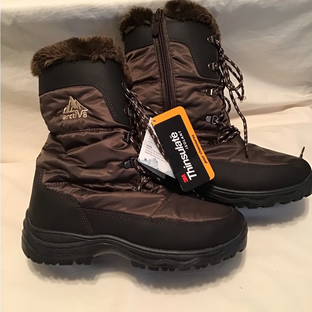 Arcitv8 Alaska-2 womens thinsulate water resistance brown snow boots. NWT